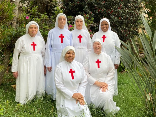 bdcacd55-2d50-4003-9f1b-6d2321aae961