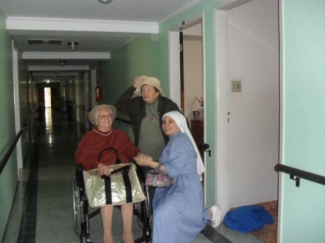 image008