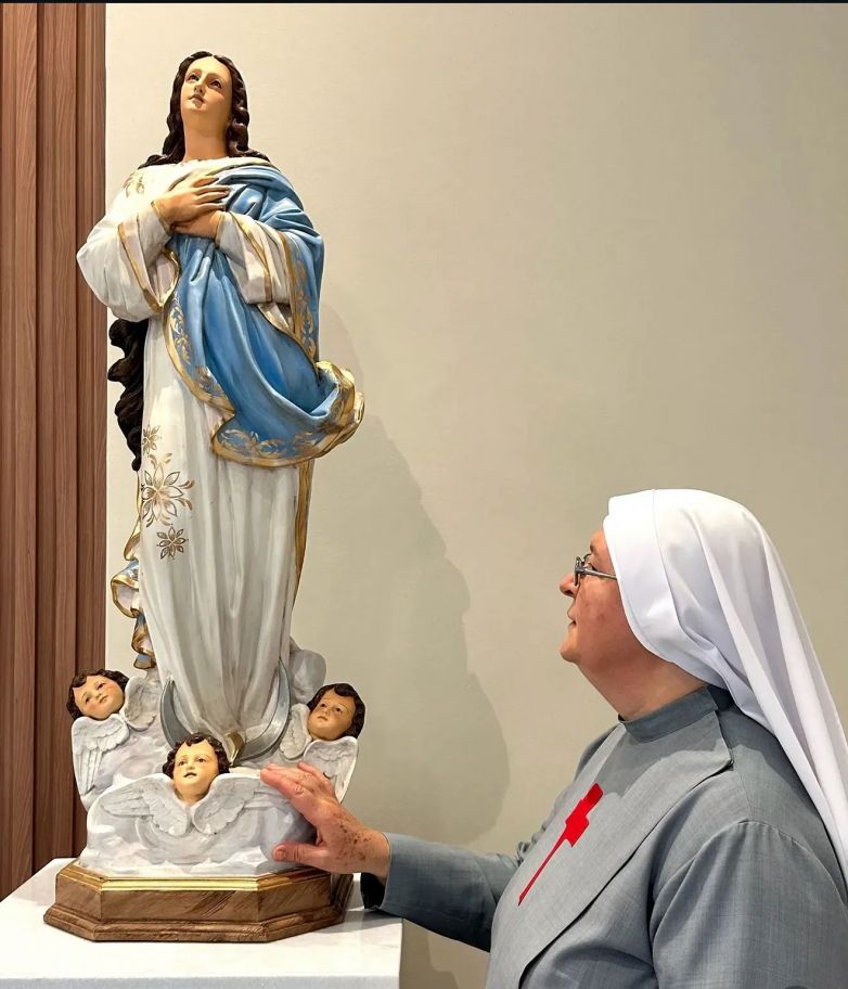M&atilde;e que inspira f&eacute; e cuidado: a devo&ccedil;&atilde;o das Filhas de S&atilde;o Camilo a Nossa Senhora