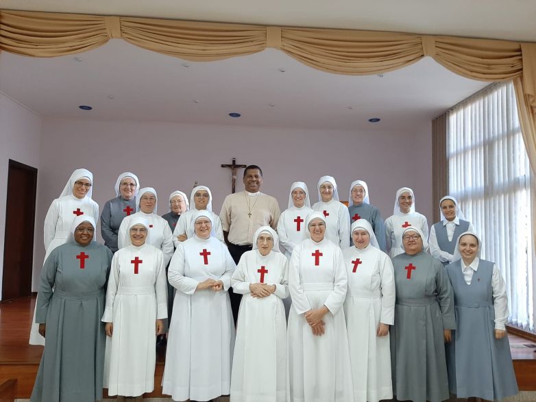 Irmãs participam de retiro espiritual anual