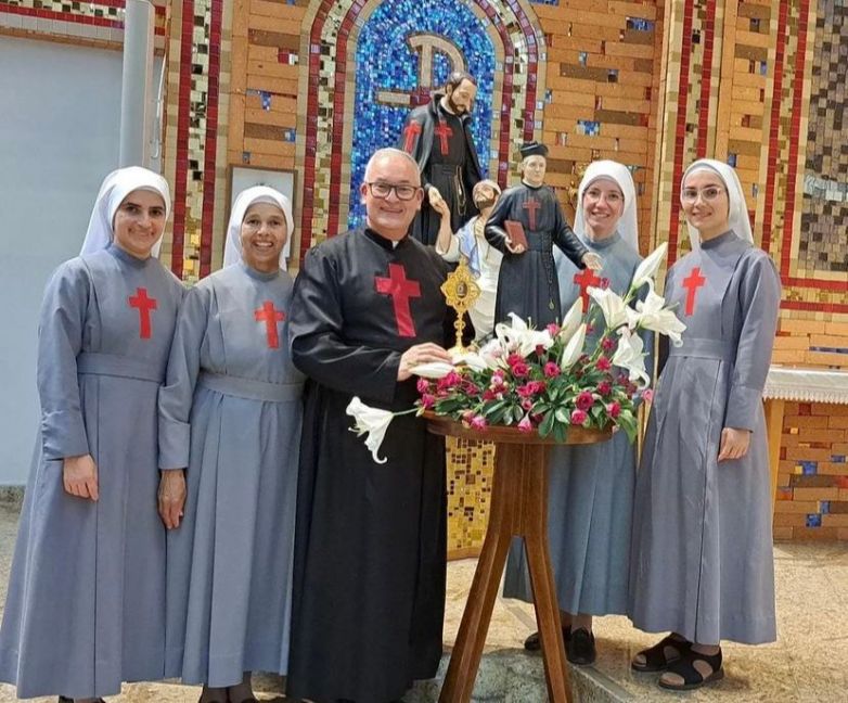 Imagem peregrina do Beato Padre Luis Tezza visita paróquia em Pinhais – PR